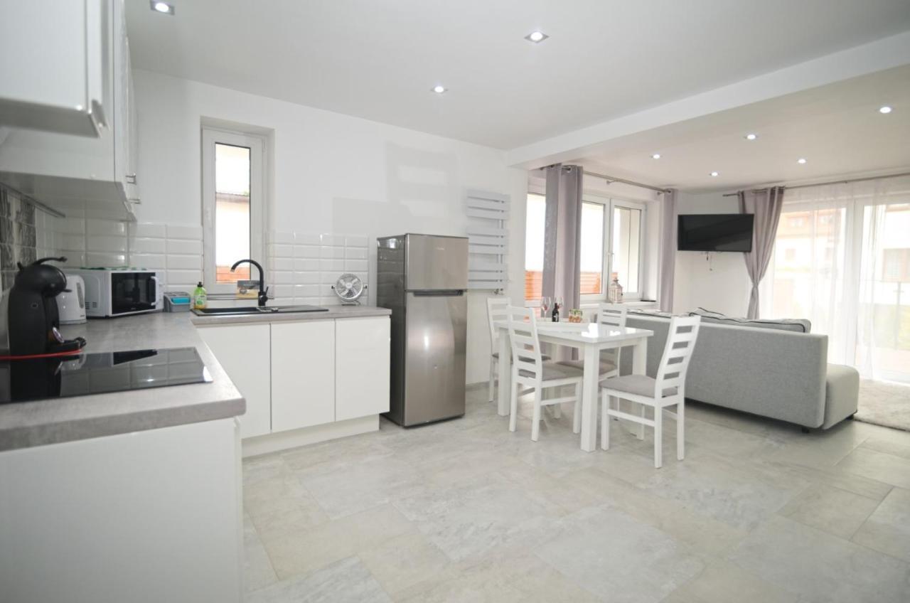 Apartamenty Bernardo Lux كارباش المظهر الخارجي الصورة